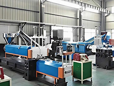 Auxiliary Machines for Plastic Recycling