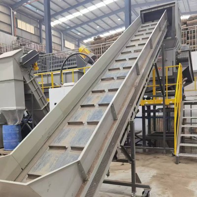 Plastic Recycling Conveyor (Inclined Belt Conveyor)